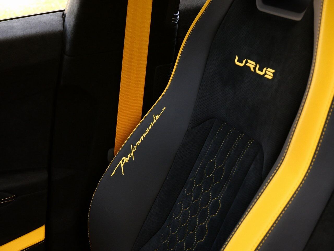 2024 Lamborghini Urus Performante Performante Lawrence KS