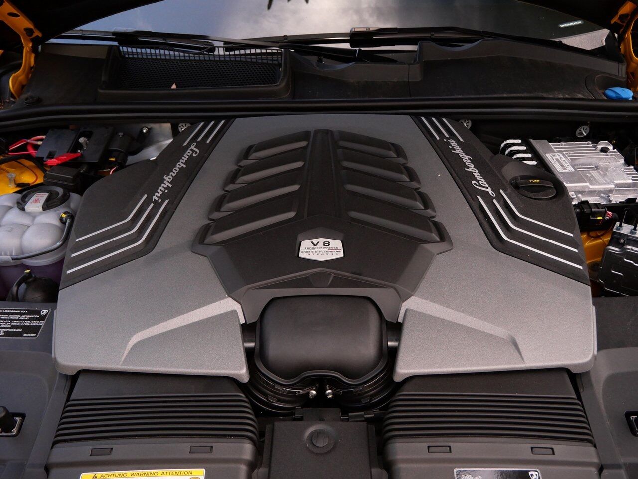 2024 Lamborghini Urus Performante Performante Lawrence KS