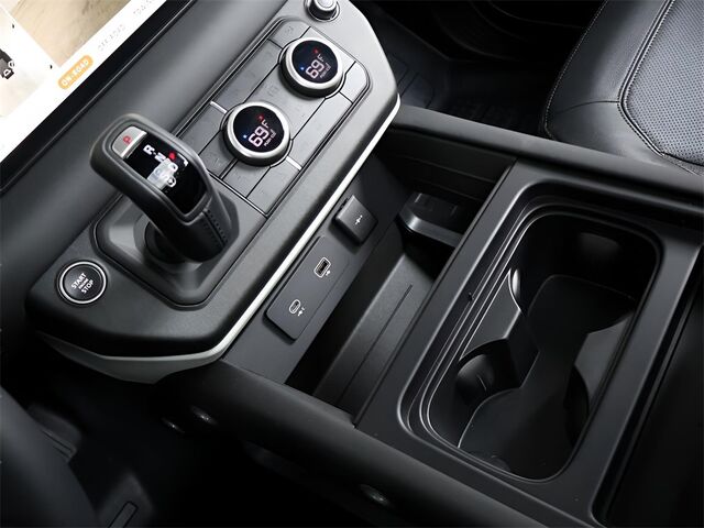 2024 Land Rover Defender 110 S Merriam KS