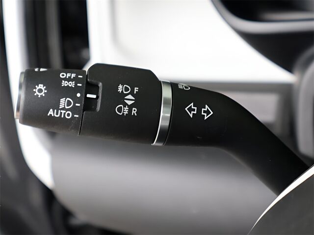 2024 Land Rover Defender 110 S Merriam KS