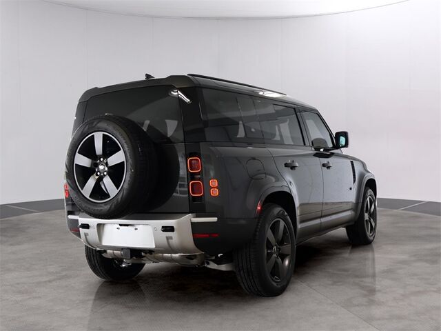 2024 Land Rover Defender 110 S Merriam KS