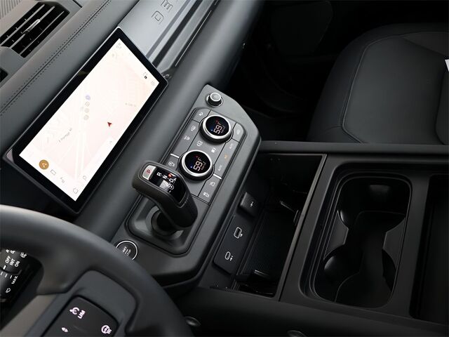 2024 Land Rover Defender 110 X-Dynamic SE Merriam KS