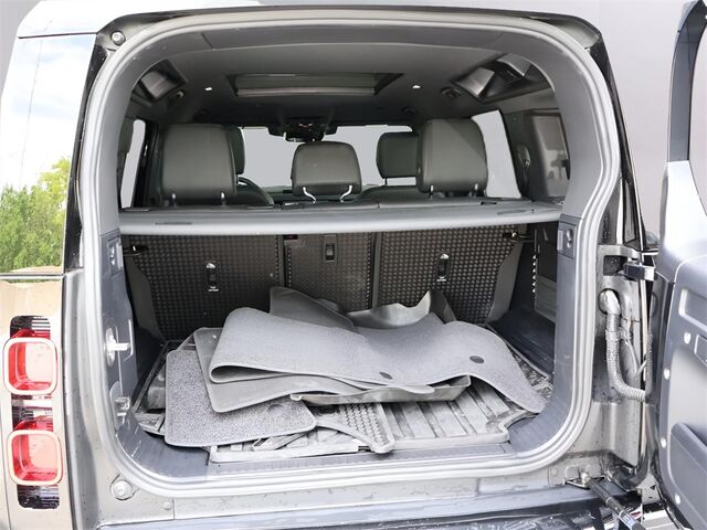 2024 Land Rover Defender 110 X-Dynamic SE Merriam KS