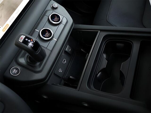 2024 Land Rover Defender 110 X-Dynamic SE Merriam KS