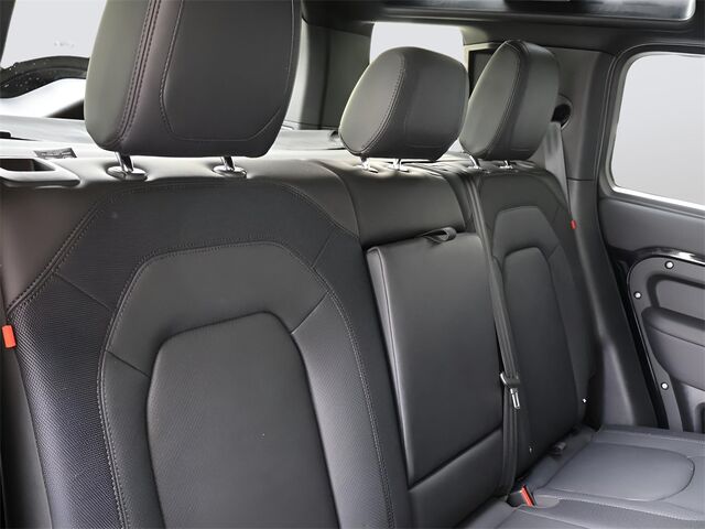 2024 Land Rover Defender 110 X-Dynamic SE Merriam KS