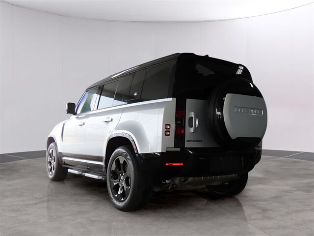2024 Land Rover Defender 110 X-Dynamic SE Merriam KS