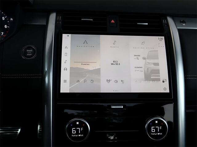 2024 Land Rover Discovery Dynamic SE Merriam KS