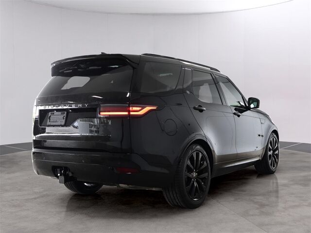 2024 Land Rover Discovery Dynamic SE Merriam KS