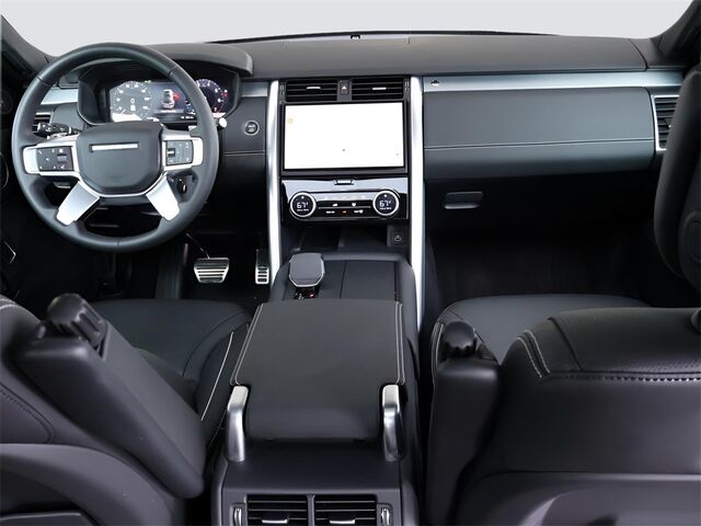 2024 Land Rover Discovery Dynamic SE Merriam KS