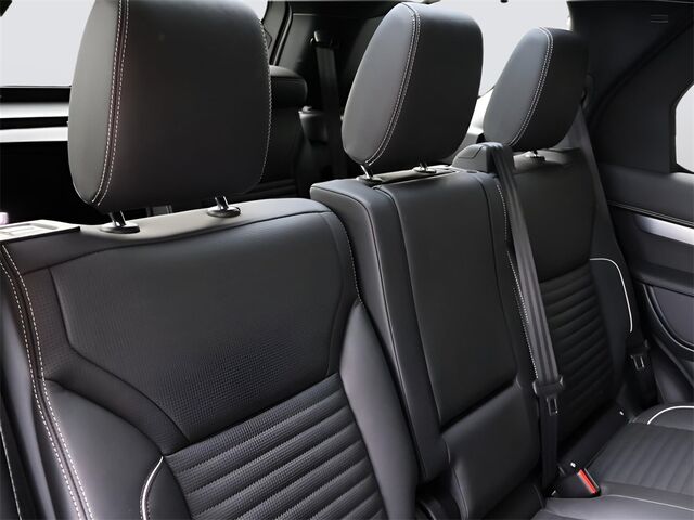 2024 Land Rover Discovery Dynamic SE Merriam KS