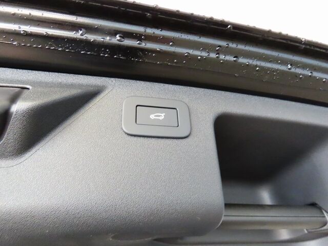 2024 Land Rover Discovery Sport SE Merriam KS