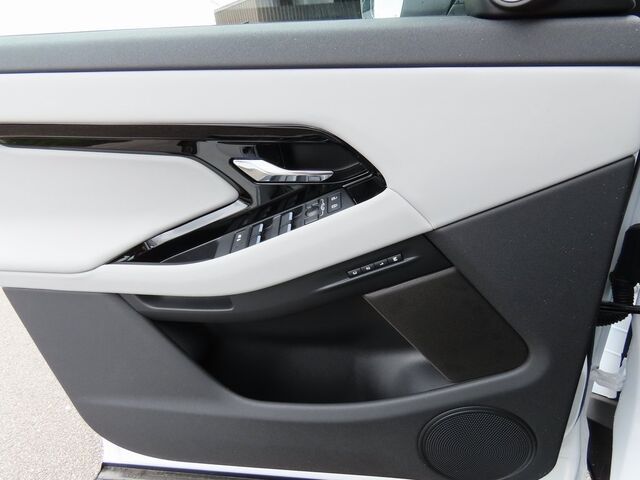 2024 Land Rover Range Rover Evoque Dynamic Merriam KS
