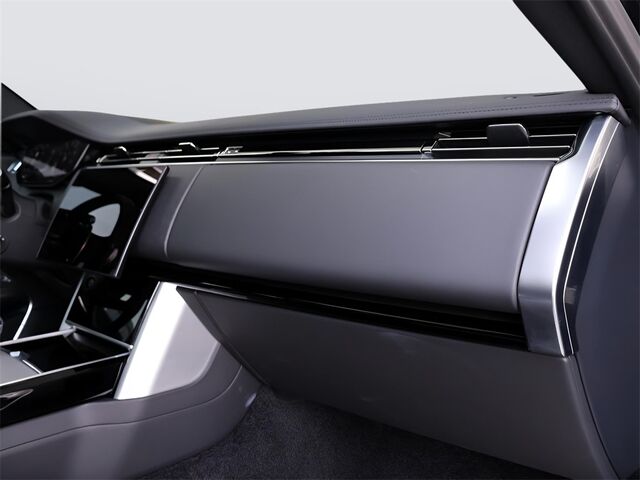2024 Land Rover Range Rover SE Merriam KS