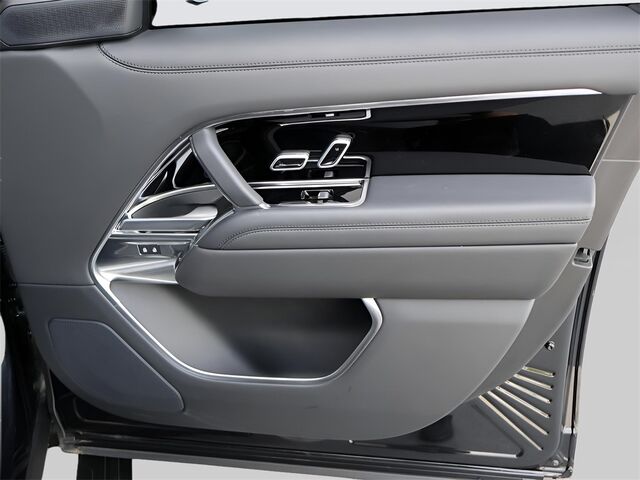 2024 Land Rover Range Rover SE Merriam KS