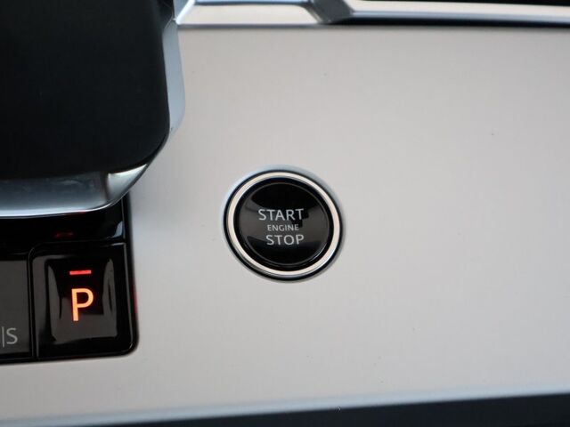 2024 Land Rover Range Rover SE Merriam KS