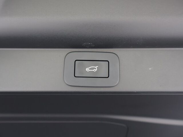 2024 Land Rover Range Rover SE Merriam KS