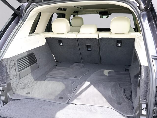 2024 Land Rover Range Rover SE Merriam KS