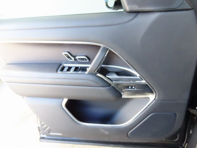 2024 Land Rover Range Rover SE Merriam KS