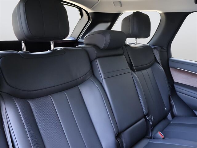 2024 Land Rover Range Rover SE Merriam KS