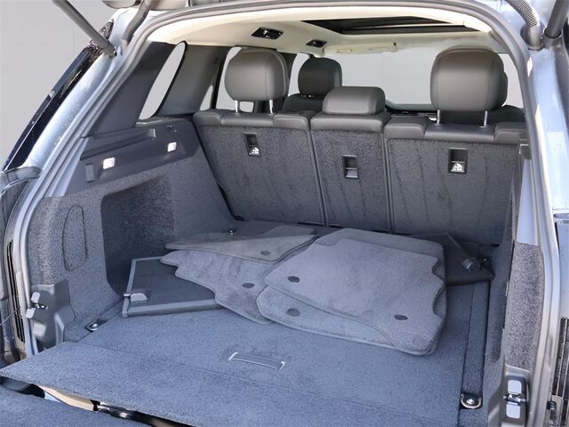 2024 Land Rover Range Rover SE Merriam KS