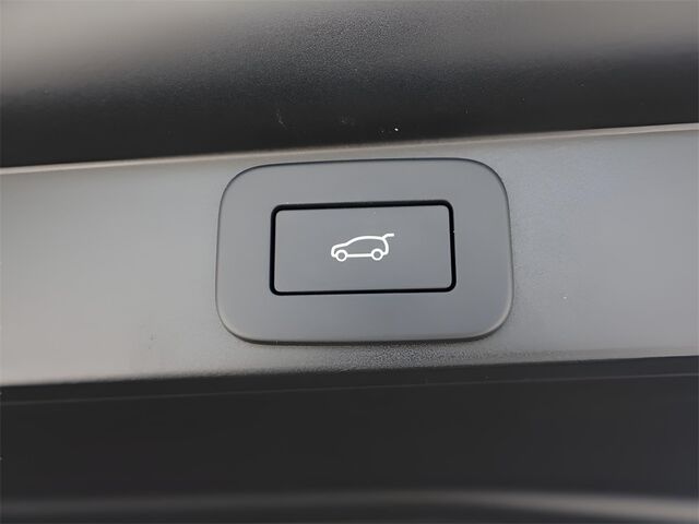 2024 Land Rover Range Rover SE Merriam KS