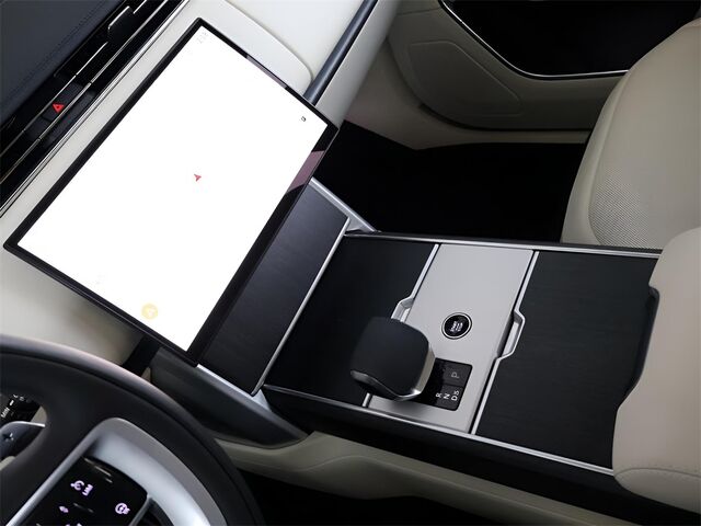 2024 Land Rover Range Rover SE Merriam KS