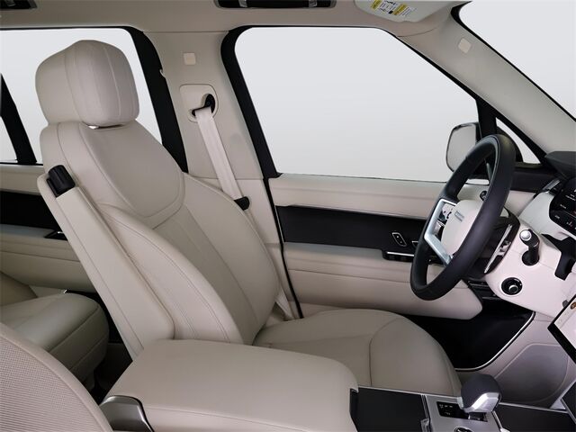 2024 Land Rover Range Rover SE Merriam KS