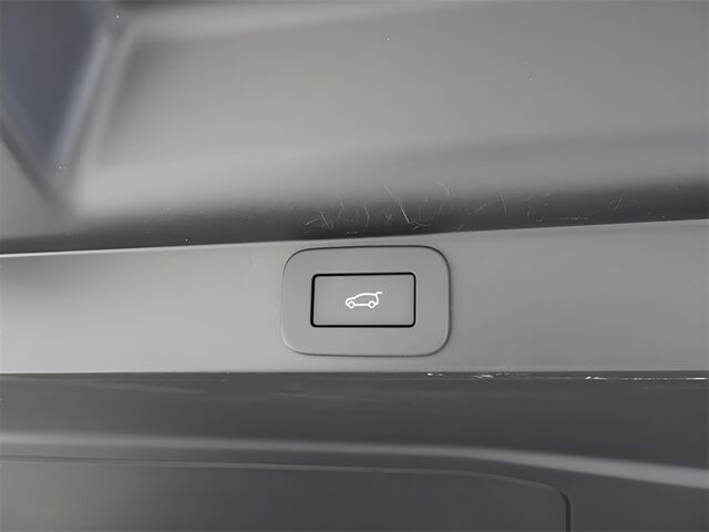2024 Land Rover Range Rover SE Merriam KS