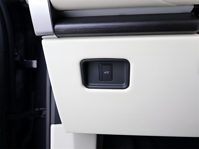 2024 Land Rover Range Rover SE Merriam KS