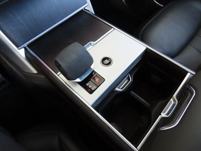 2024 Land Rover Range Rover SE Merriam KS