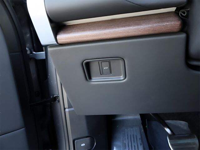 2024 Land Rover Range Rover SE Merriam KS