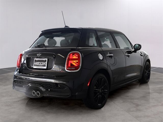 2024 MINI Cooper S Classic Merriam KS