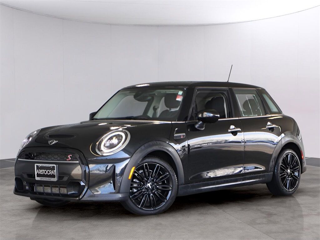 2024 MINI Cooper S Classic Merriam KS