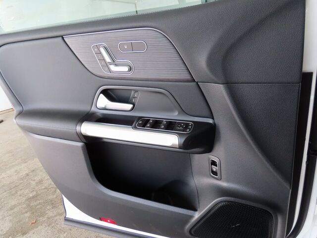 2024 Mercedes-Benz EQB 300 Merriam KS