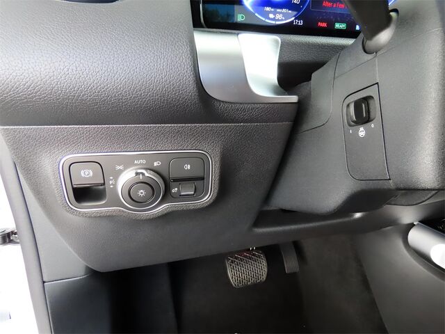 2024 Mercedes-Benz EQB 300 Merriam KS