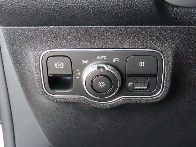 2024 Mercedes-Benz EQB 300 Merriam KS