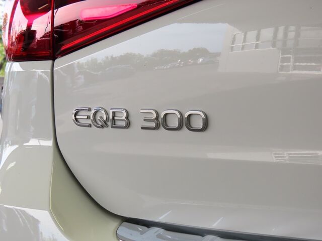 2024 Mercedes-Benz EQB 300 Merriam KS