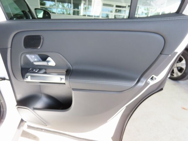 2024 Mercedes-Benz EQB 300 Merriam KS