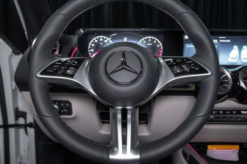 2024 Mercedes-Benz GLB 250 4MATIC&reg; SUV Peoria AZ