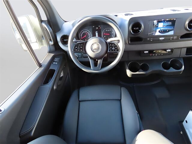 2024 Mercedes-Benz Sprinter 2500 Cargo 144 WB Merriam KS