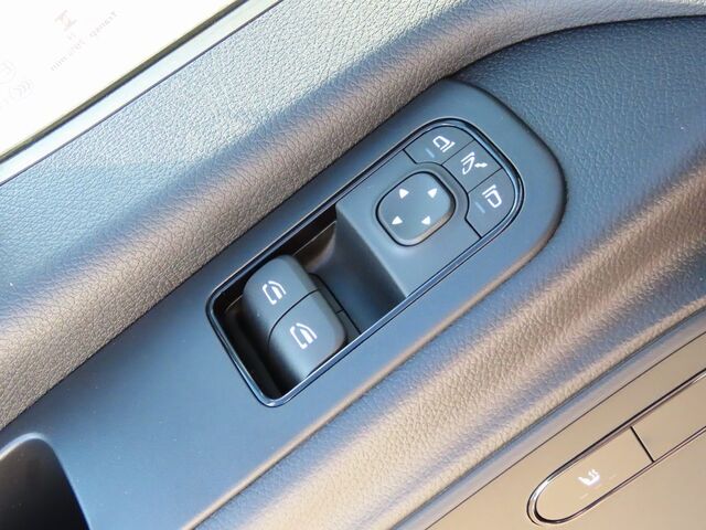 2024 Mercedes-Benz Sprinter 2500 Cargo 144 WB Merriam KS