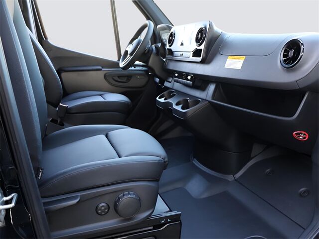 2024 Mercedes-Benz Sprinter 2500 Cargo 144 WB Merriam KS