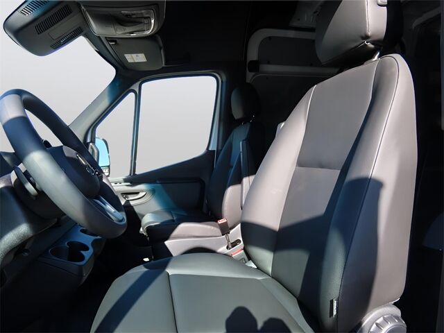 2024 Mercedes-Benz Sprinter 2500 Cargo 144 WB Merriam KS