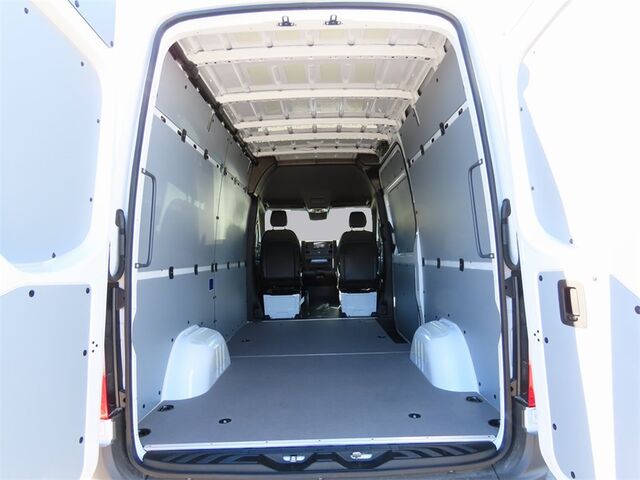 2024 Mercedes-Benz Sprinter 2500 Cargo 144 WB Merriam KS