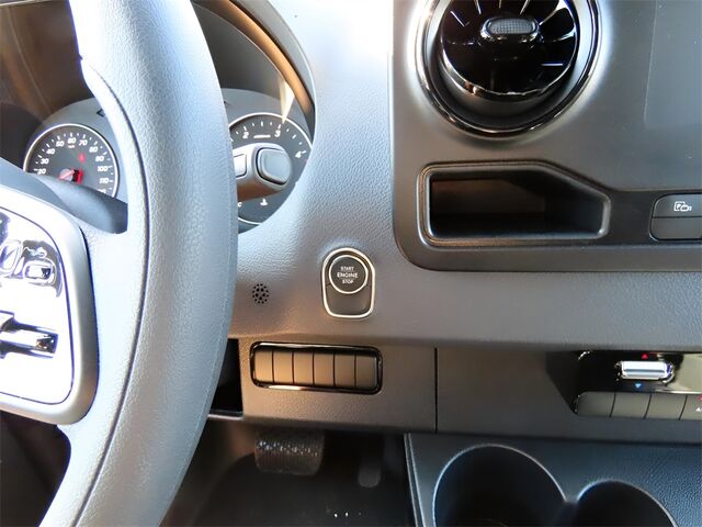 2024 Mercedes-Benz Sprinter 2500 Cargo 144 WB Merriam KS