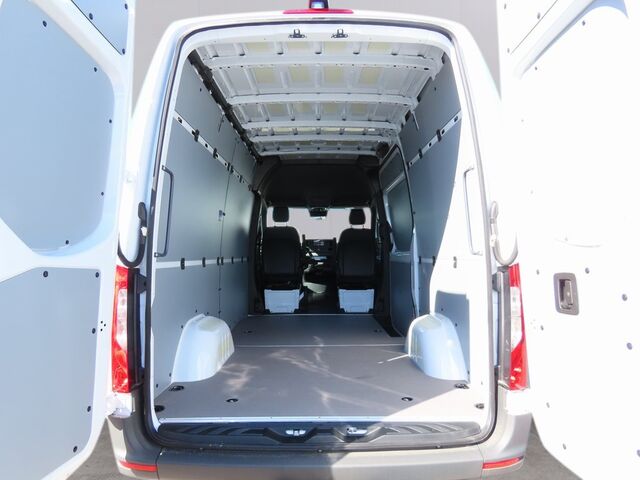 2024 Mercedes-Benz Sprinter 2500 Cargo 144 WB Merriam KS