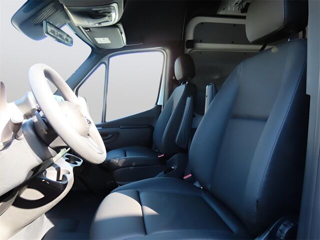 2024 Mercedes-Benz Sprinter 2500 Cargo 144 WB Merriam KS