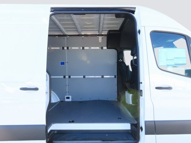 2024 Mercedes-Benz Sprinter 2500 Cargo 144 WB Merriam KS