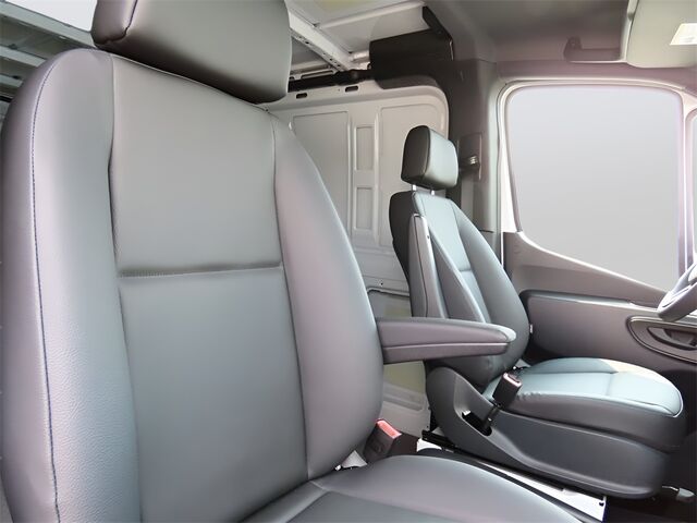 2024 Mercedes-Benz Sprinter 2500 Cargo 144 WB Merriam KS