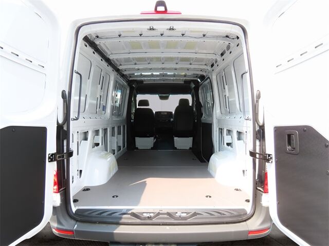 2024 Mercedes-Benz Sprinter 2500 Cargo 144 WB Merriam KS